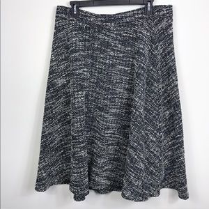 ‼️$15 SALE‼️Black/White Lane Bryant Tweed Skirt